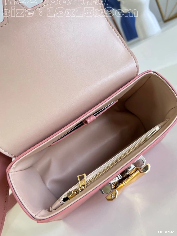 Cheap TWIST VUITTON LOUIS PM 0723
